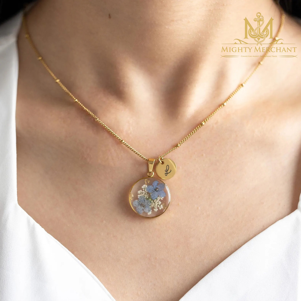Pressed Dried Flower Resin Necklace | Floral Handmade Jewelry