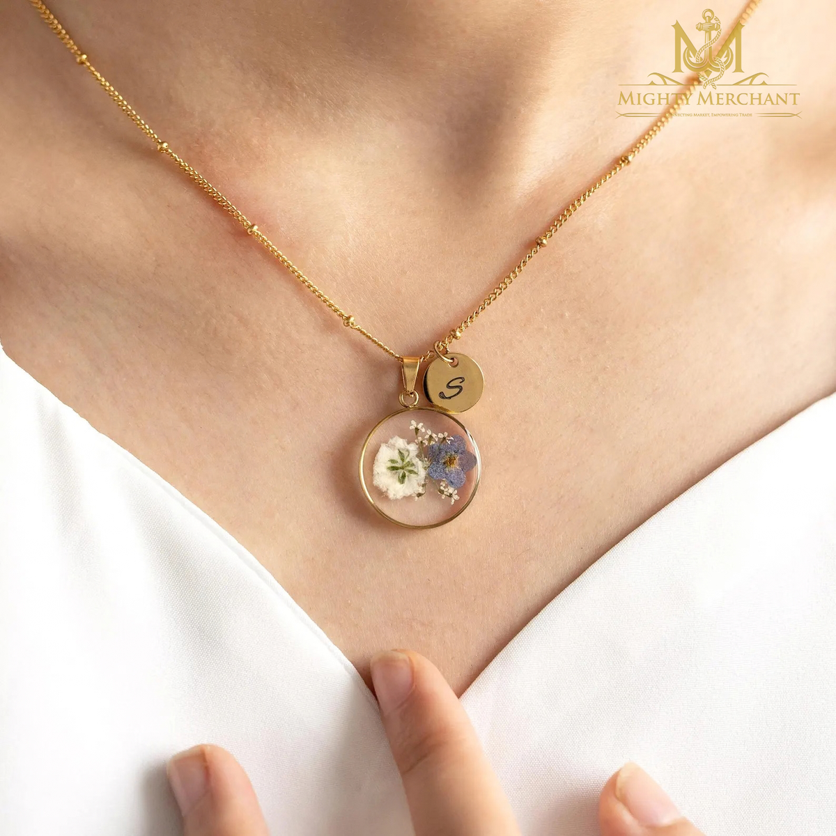 Personalized Pressed Flower Resin Necklace | Initial Jewelry