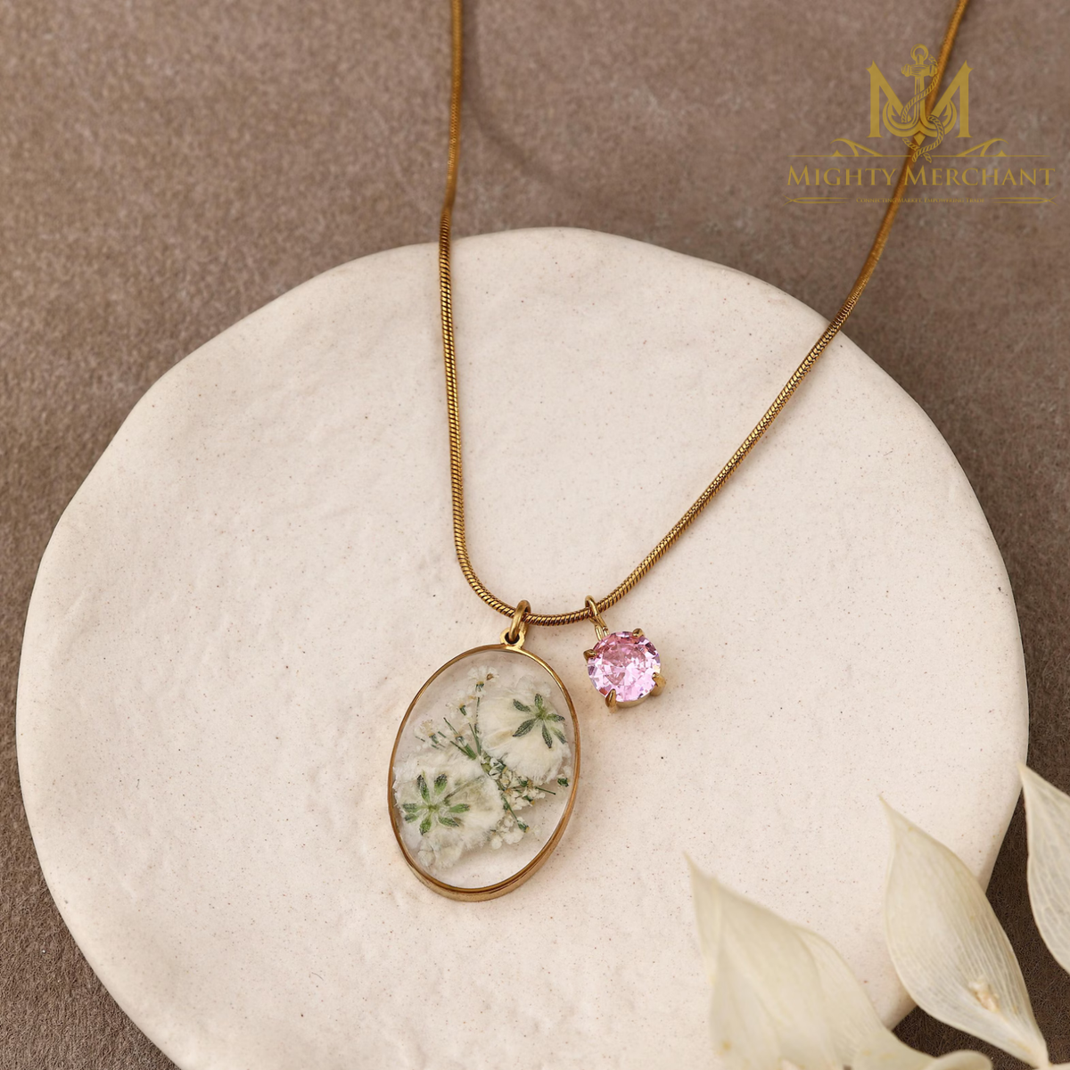 Handmade Resin Flower Pendant Necklace, Birthstone Charm, Nature-Inspired Jewelry