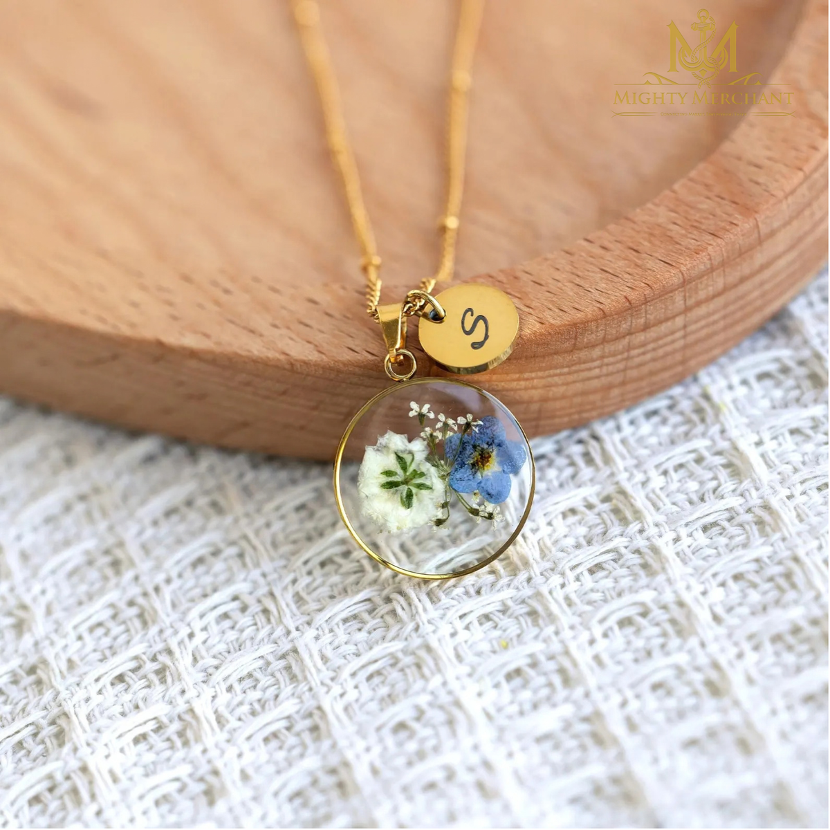Personalized Pressed Flower Resin Necklace | Initial Jewelry