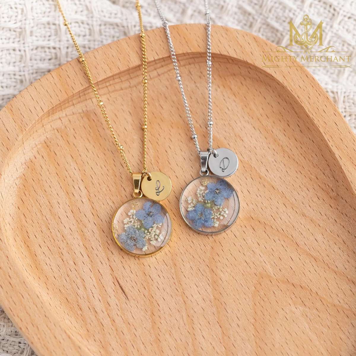 Pressed Dried Flower Resin Necklace | Floral Handmade Jewelry