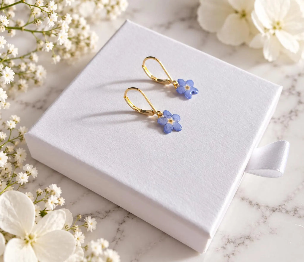 Pressed Flower Pearl Drop Earrings – Handmade Floral Resin Dangle Earrings for Women